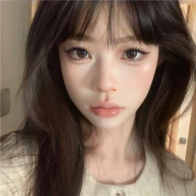 为丑女献上花束 封面